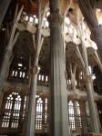 060. Резные колонны и потолок - Собор Святого Семейства (Sagrada Familia), Барселона