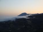 020. Мистический туман - Вид из таверны Панорама, деревня Мирфиос (Μύρθιος ) Южный Крит.